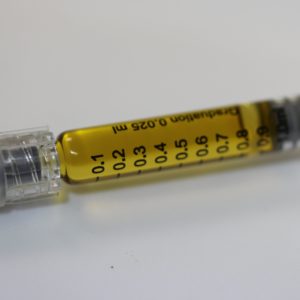 1g Raw Distillate Syringe - Famous Xtracts