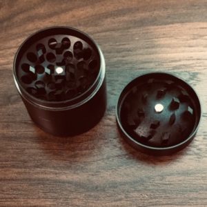 Black Vortex Metal Grinder 40mm