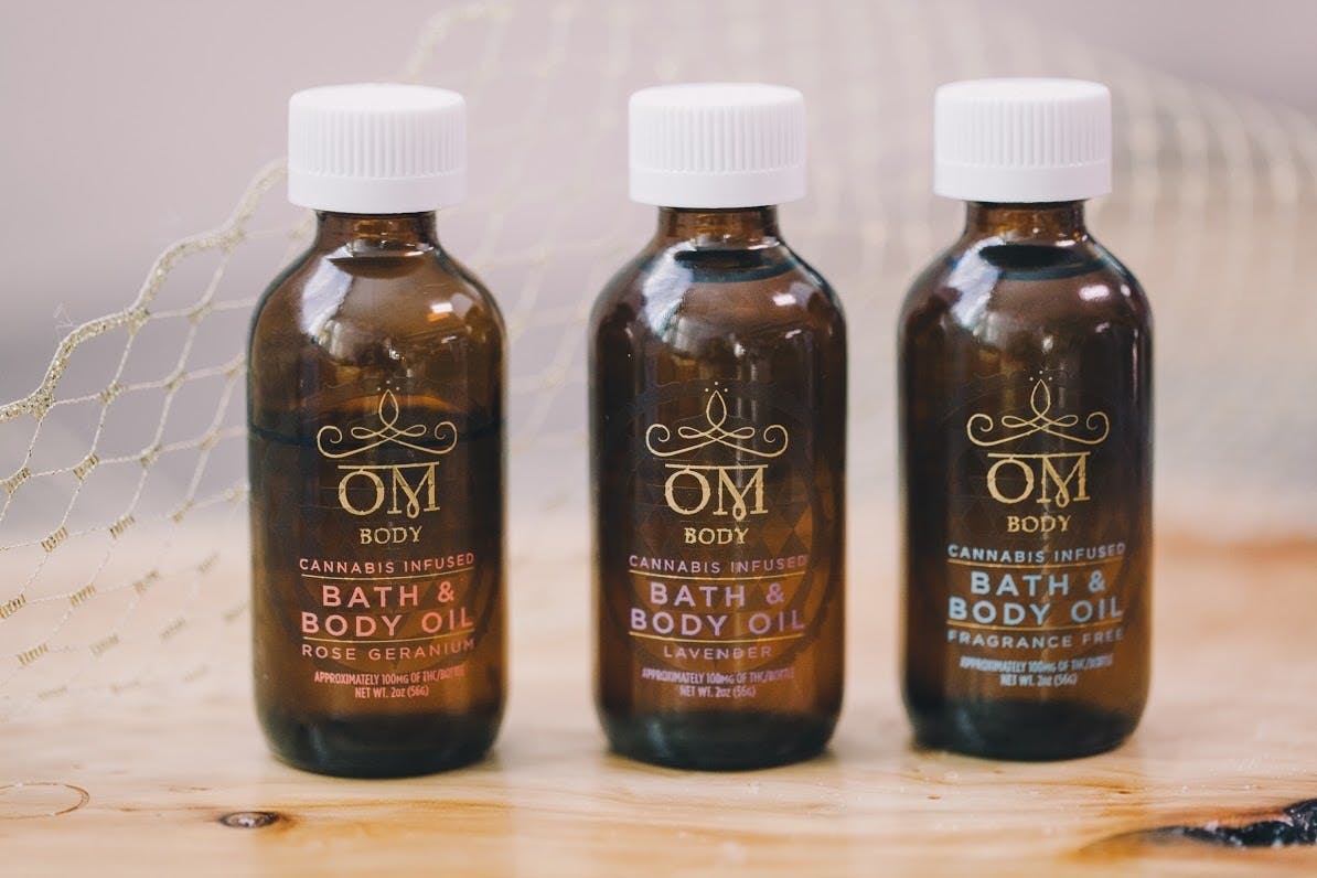 topicals-om-body-bath-a-body-oil